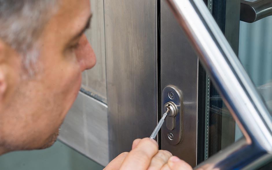 comment ouvrire une porte Nandy